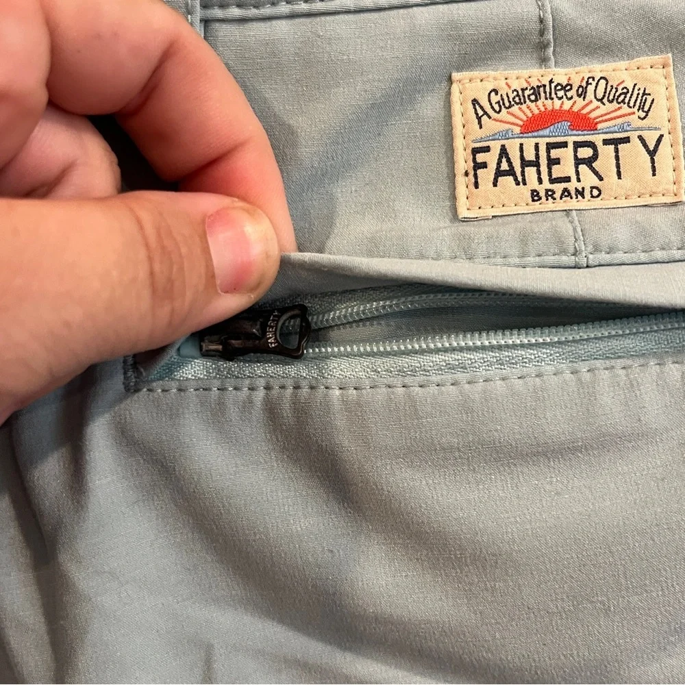 Faherty light blue all day shorts tie inside waist size 28